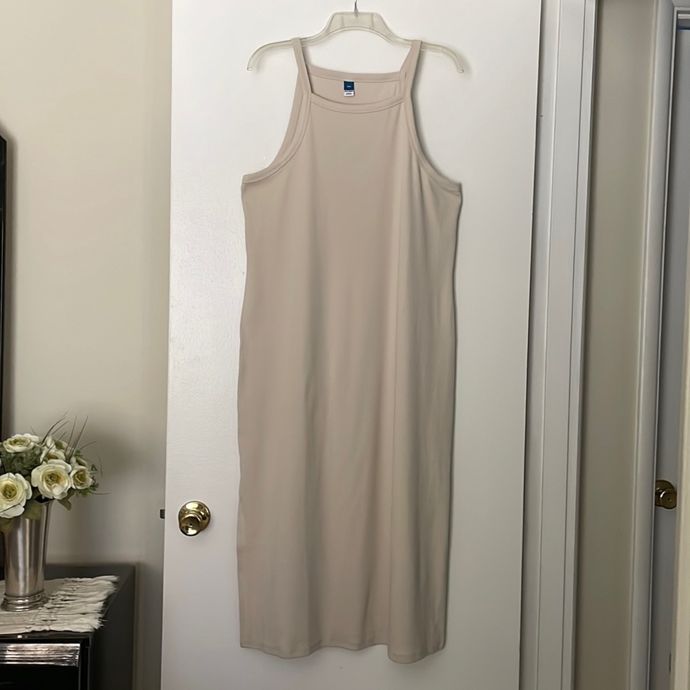 NWT Fitted Rib-Knit Midi Cami Dress. - Picture 4 of 16